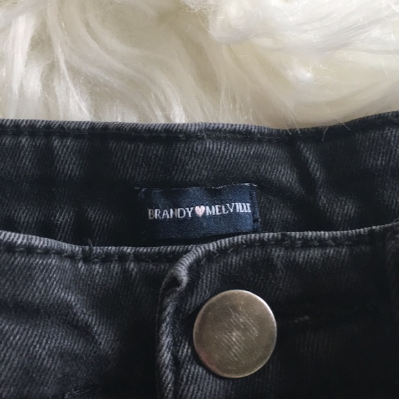 Brandy Melville Shorts - Picture 4 of 4